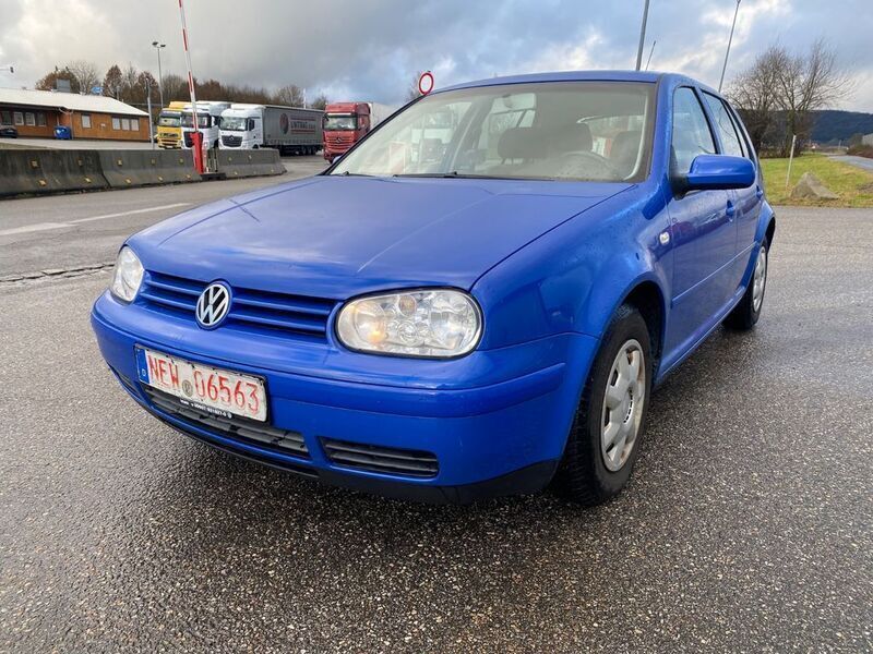 Blau Gebraucht 2003 VW Golf IV Pacific Limousine | 650 € (Guter Preis) - Bild 1/4