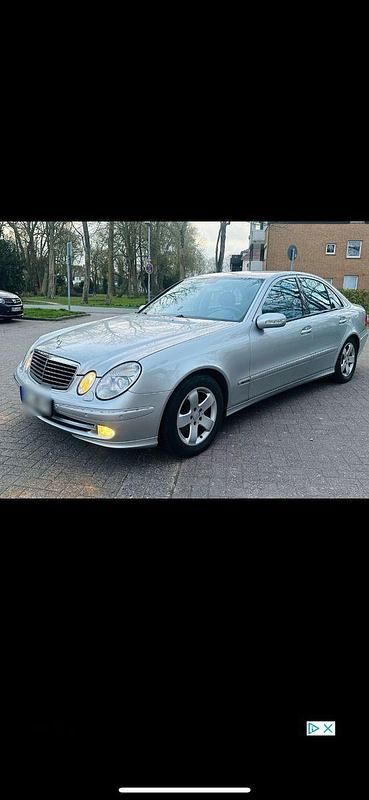 Gebraucht Mercedes E200 Avantgarde 163 PS (119 kW) 2004 Silber Limousine