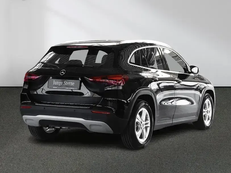 Gebraucht Mercedes GLA200 Advanced 163 PS (119 kW) 2024 Unilack nachtschwarz SUV