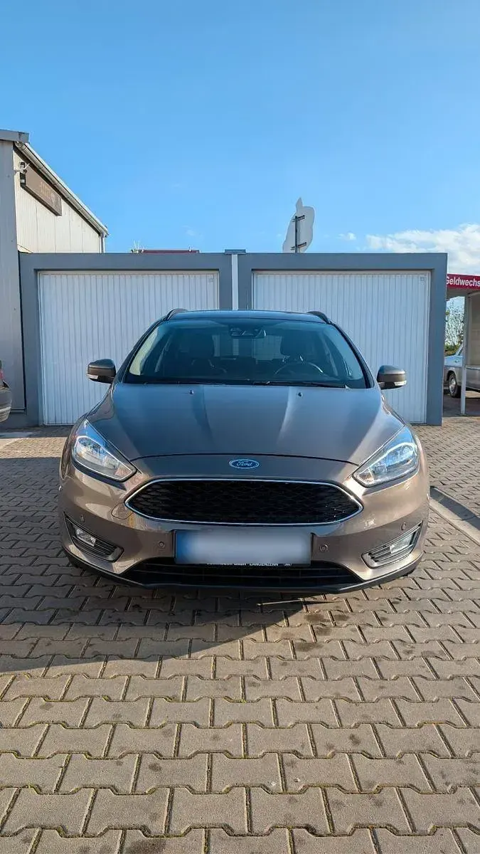 Używany Ford Focus Titanium 125 KM (91 kW) 2016 Szary Kombi