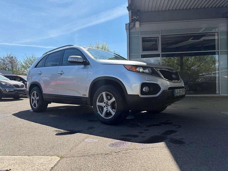 Używany Kia Sorento Attract 197 KM (144 kW) 2010 Srebrny SUV