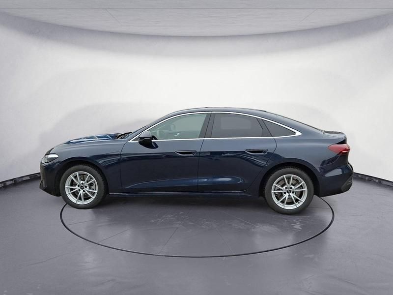 Gebraucht Audi A5 Ambiente 204 PS (150 kW) 2025 Blau Limousine