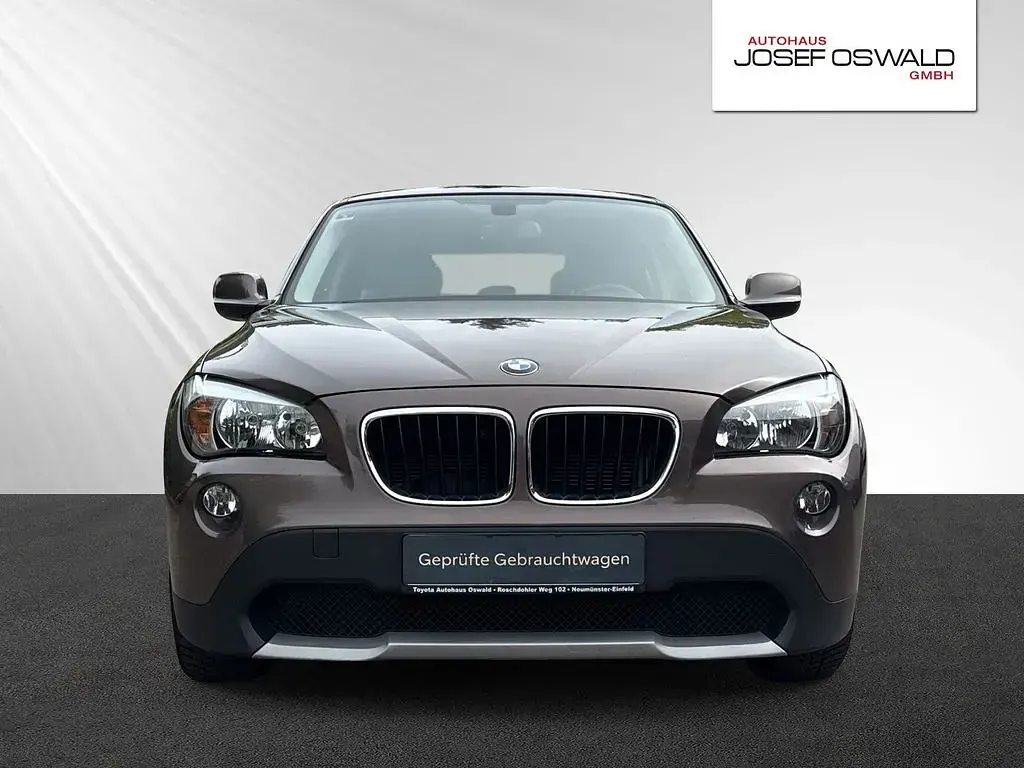 Gebraucht BMW X1 Sport Line 150 PS (110 kW) 2010 Braun SUV