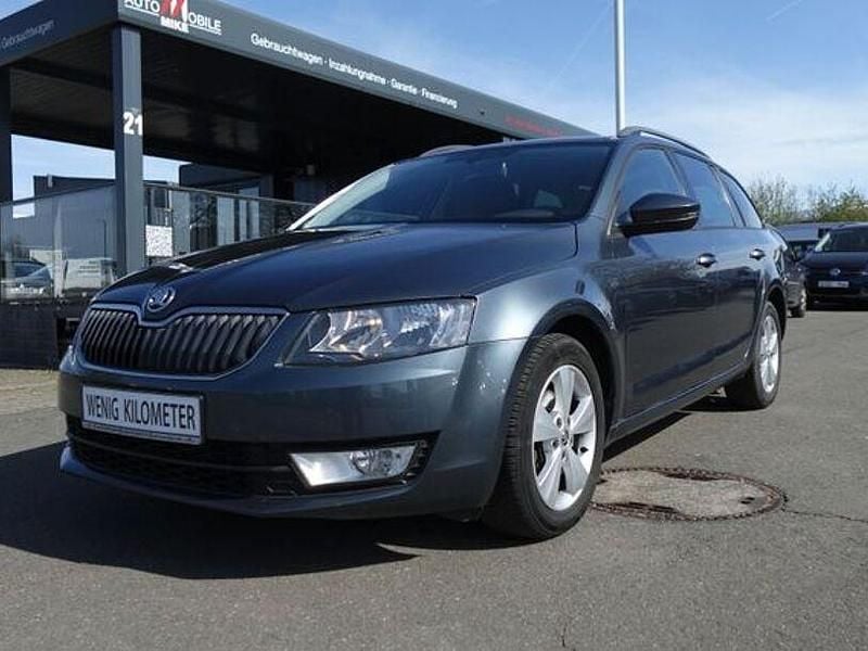 Gebraucht Skoda Octavia Elegance 140 PS (102 kW) 2014 Grau Kleinwagen