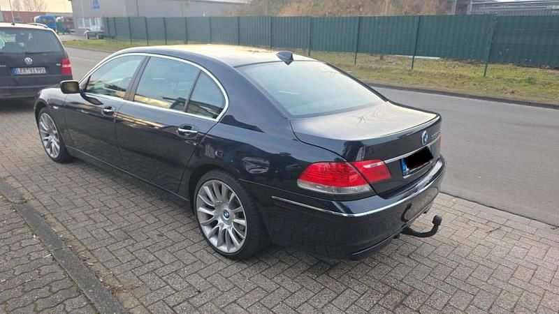 Gebraucht BMW 730L 231 PS (169 kW) 2007 Schwarz Limousine