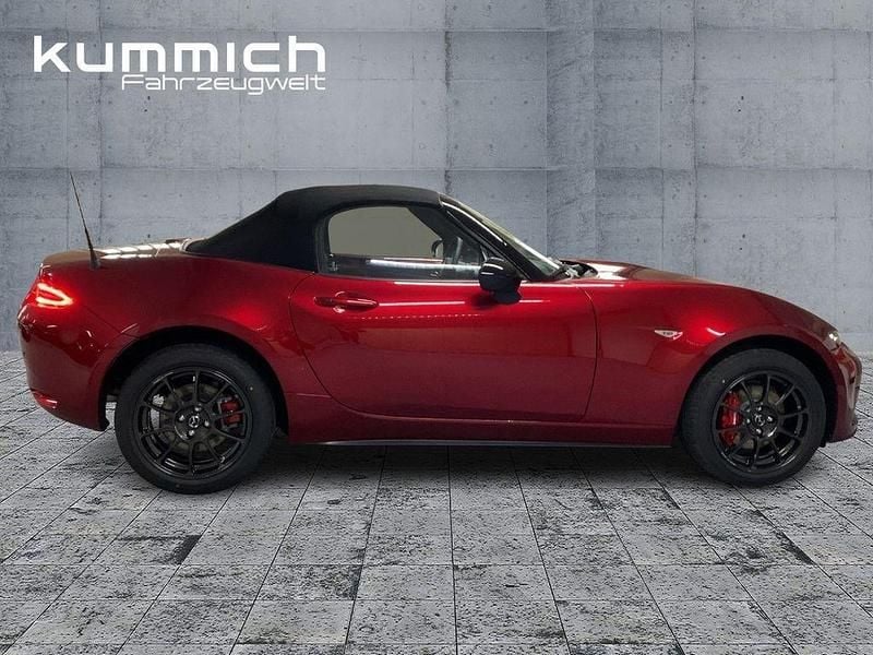 Neu Mazda MX5 Homura-Line 132 PS (97 kW) 2026 Rot Cabrio
