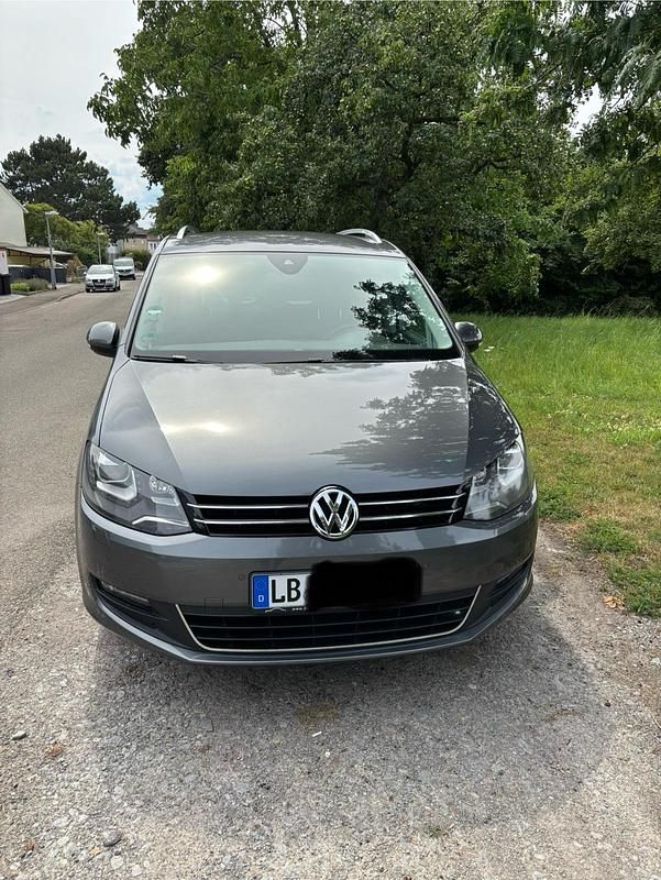 Gebraucht VW Sharan Life 200 PS (147 kW) 2013 Grau Van / Kleinbus