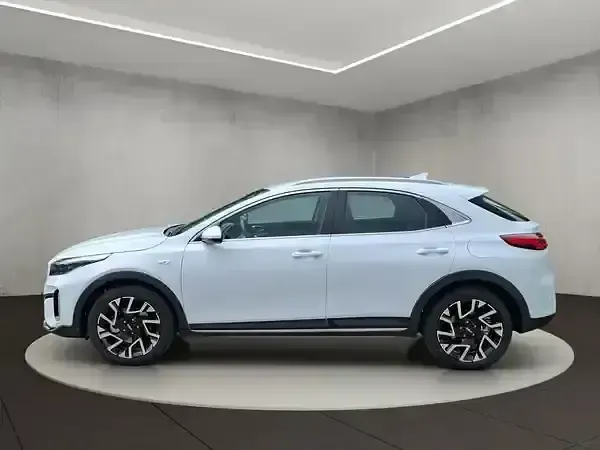Nowe Kia Ceed 150 KM (110 kW) 2026 Biały Hatchback