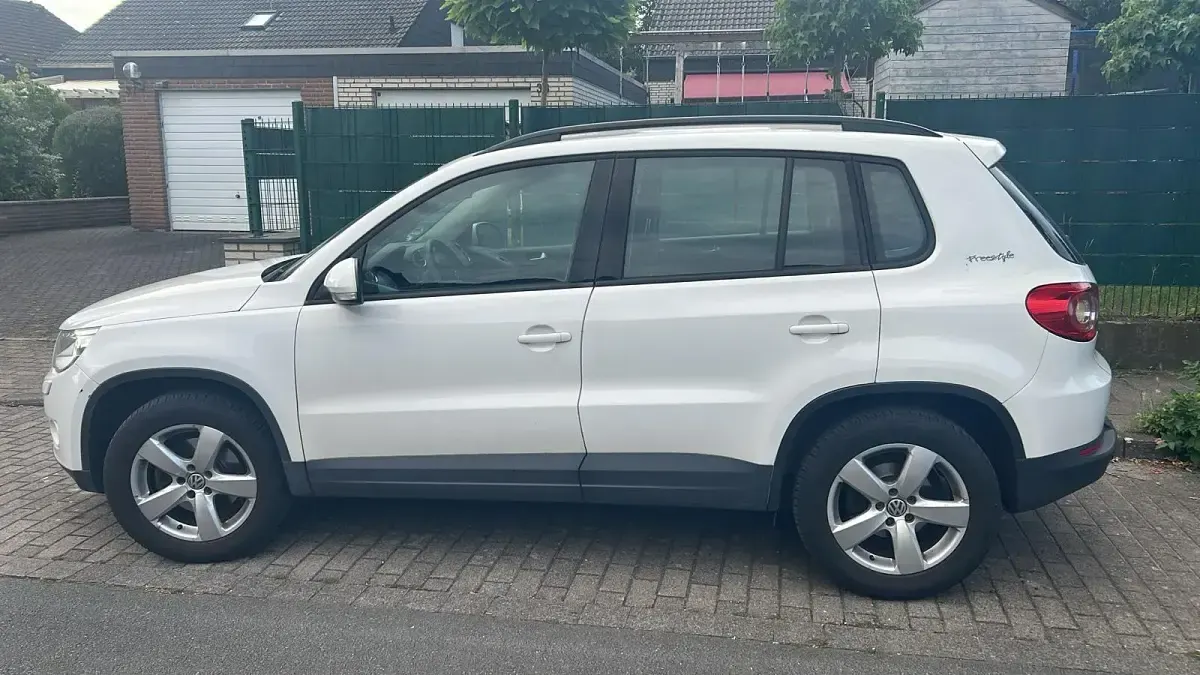 Gebraucht VW Tiguan 140 PS (102 kW) 2011 Weiß SUV