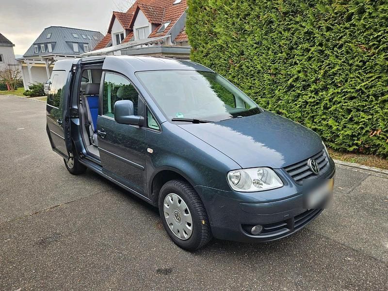 Grau Gebraucht 2009 VW Caddy Van / Kleinbus | 4.000 € (Teuer) - Bild 1/4