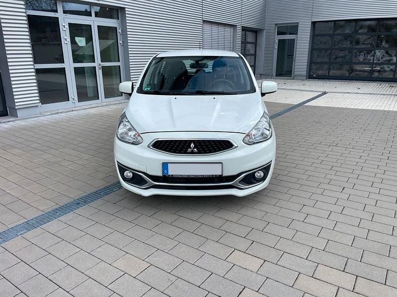 Gebraucht Mitsubishi Space Star 71 PS (52 kW) 2017 Weiß Kleinwagen