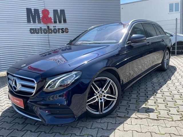 Blau metallic Gebraucht 2018 Mercedes E220 AMG line Kombi | 34.900 € - Bild 1/4