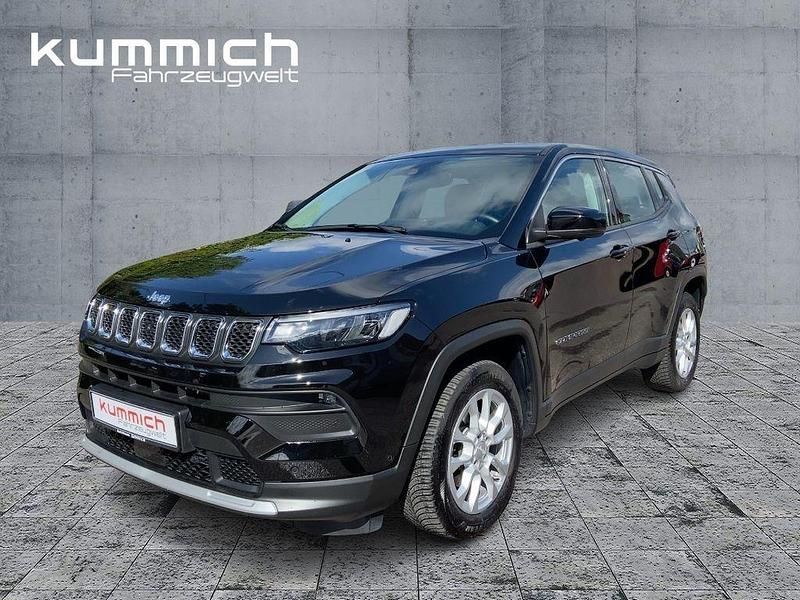 Schwarz Gebraucht 2024 Jeep Compass Altitude SUV | 31.490 € (Teuer) - Bild 1/4