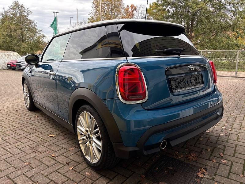 Gebraucht Mini Cooper 136 PS (100 kW) 2023 Blau Kleinwagen