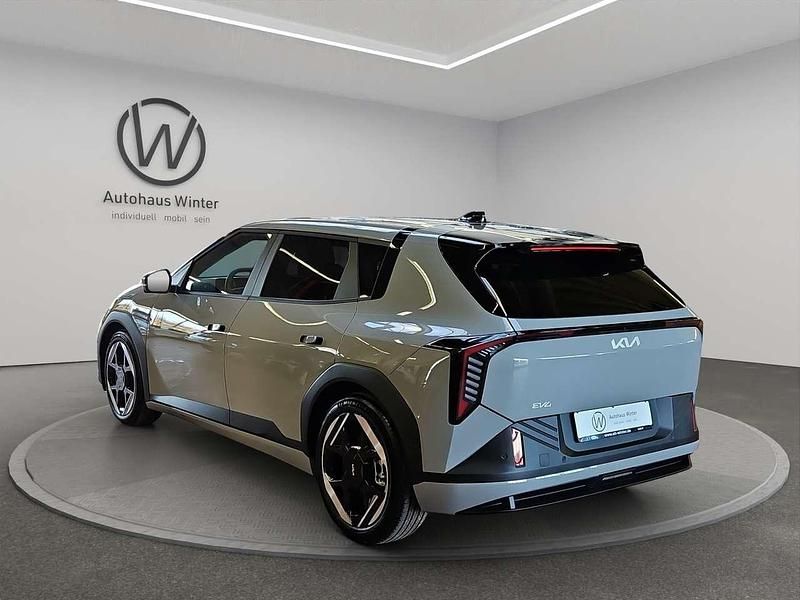 Neu Kia EV4 Earth 150 kW (204 PS) 2026 Wolfgrau met. Kleinwagen