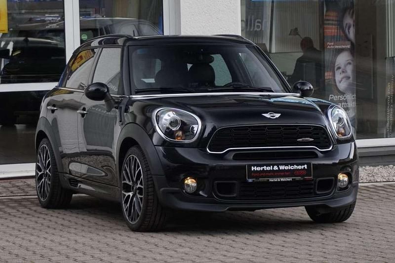 Gebraucht Mini John Cooper Works 218 PS (160 kW) 2012 Absolute black metallic Kleinwagen