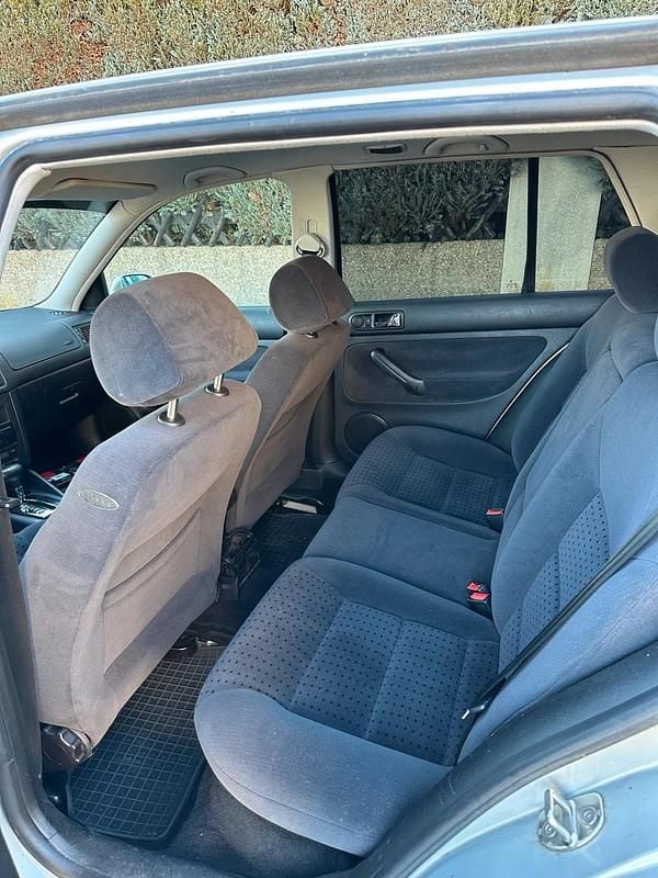 Gebraucht VW Golf IV 100 PS (73 kW) 1998 Grau Kleinwagen