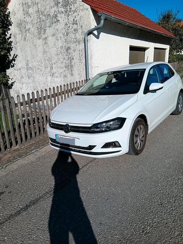 Weiß Gebraucht 2020 VW Polo Limousine | 12.000 € (Superpreis) - Bild 1/4