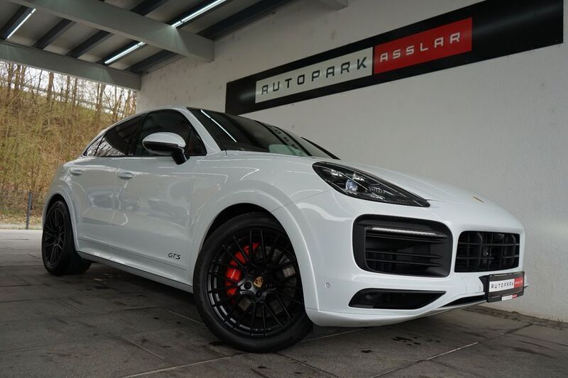 Weiß Gebraucht 2022 Porsche Cayenne SUV | 94.880 € (Guter Preis) - Bild 1/4