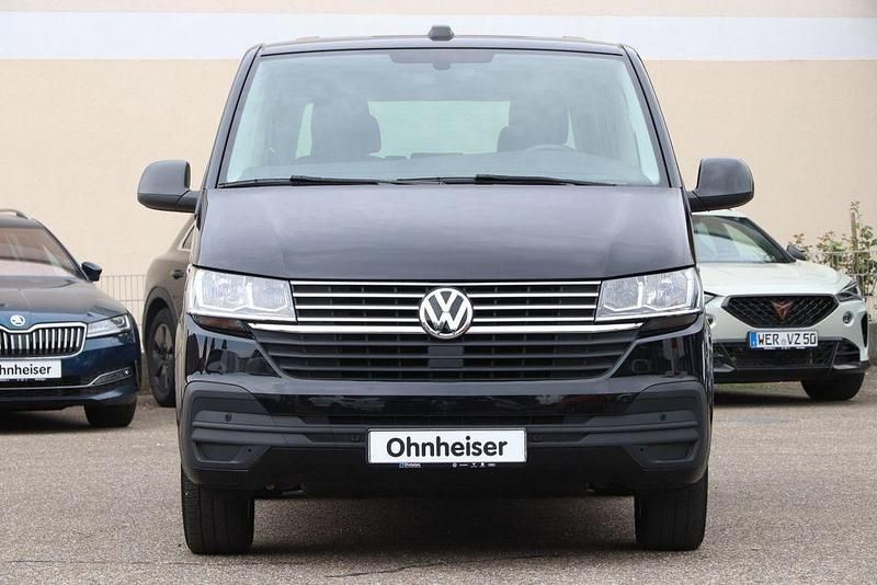 Używany VW Multivan Comfortline 150 KM (110 kW) 2022 Czarny Minivan