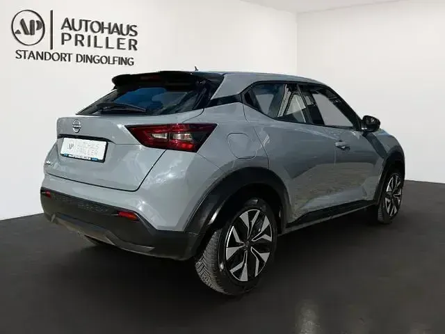 Gebraucht Nissan Juke Acenta 114 PS (83 kW) 2023 Grau SUV