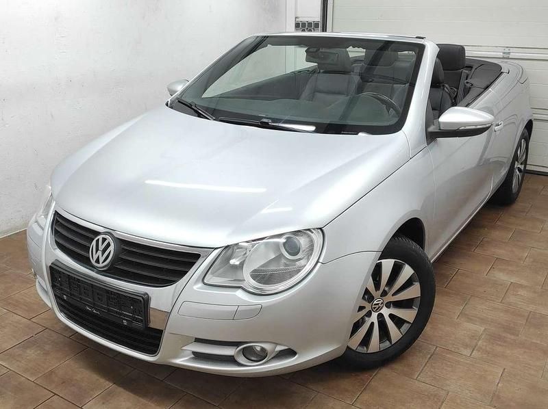 Usata VW Eos 140 CV (102 kW) 2010 Argento Cabrio
