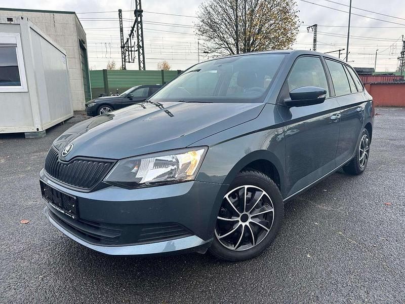 Grau Gebraucht 2018 Skoda Fabia Cool Plus Kombi | 8.490 € (Fairer Preis) - Bild 1/4