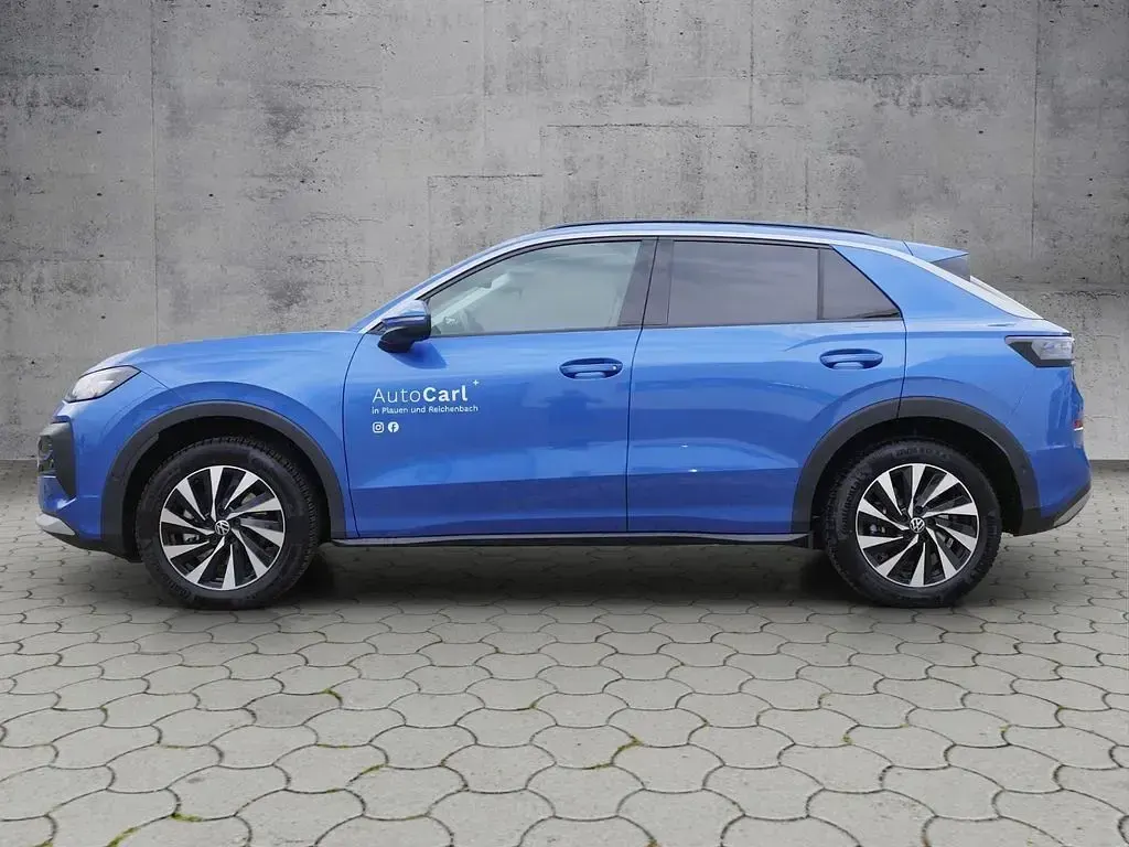 Gebraucht VW T-Roc Life 116 PS (85 kW) 2026 Celestial blue metallic SUV