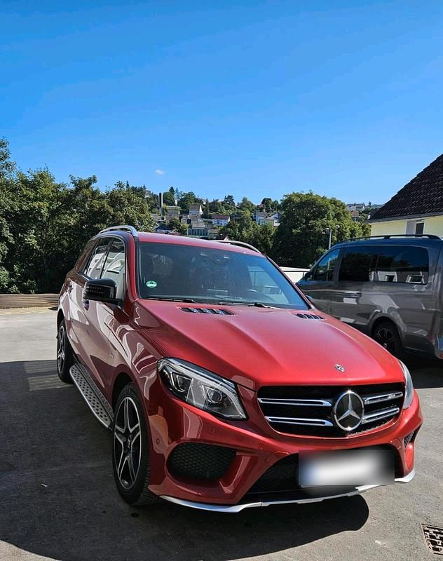 Rot Gebraucht 2017 Mercedes GLE43 AMG AMG SUV | 25.500 € (Superpreis) - Bild 1/4