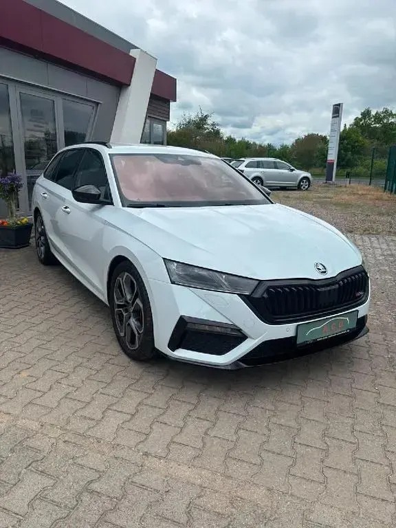 Gebraucht Skoda Octavia RS 245 PS (180 kW) 2018 Weiß Kombi