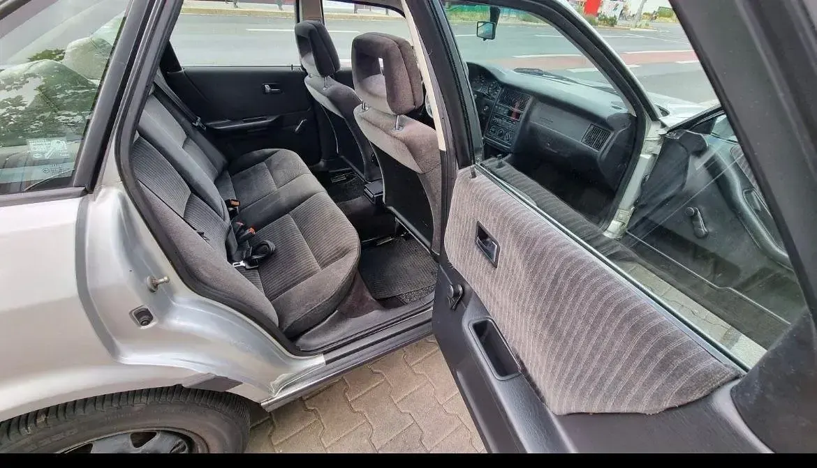 Occasion Audi 80 90 ch (66 kW) 1990 Argent Berline