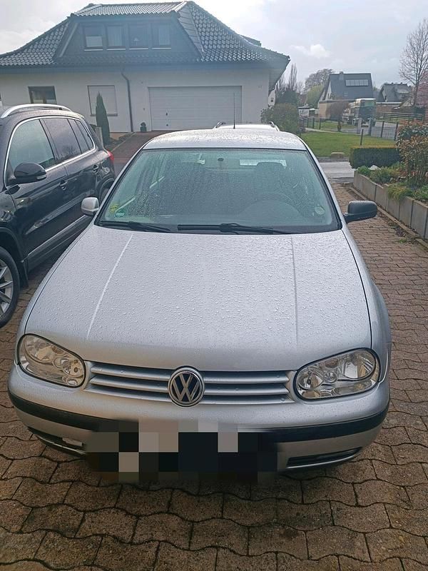 Gebraucht VW Golf IV 75 PS (55 kW) 2001 Silber Kleinwagen