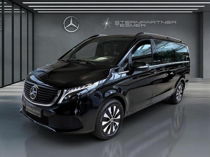Obsidianschwarz metallic Gebraucht 2024 Mercedes EQV300 Avantgarde Van / Kleinbus | 49.444 € (Guter Preis) - Bild 1/3