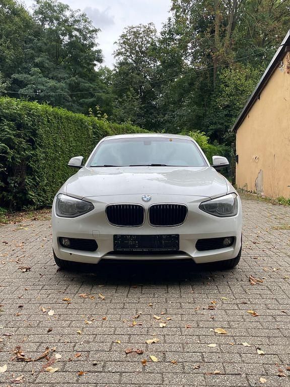 Gebraucht BMW 116 136 PS (100 kW) 2015 Weiß Kleinwagen