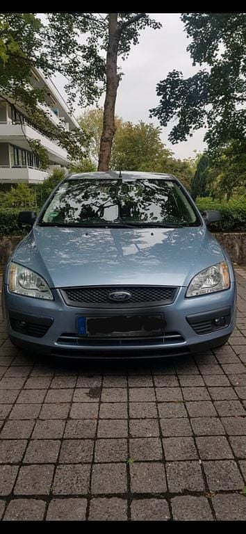 Gebraucht Ford Focus 101 PS (74 kW) 2006 Blau Limousine