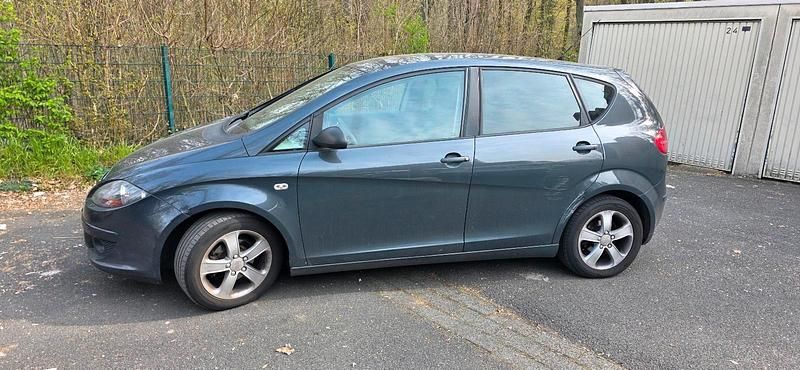 Gebraucht Seat Altea 102 PS (75 kW) 2006 Grau Van / Kleinbus