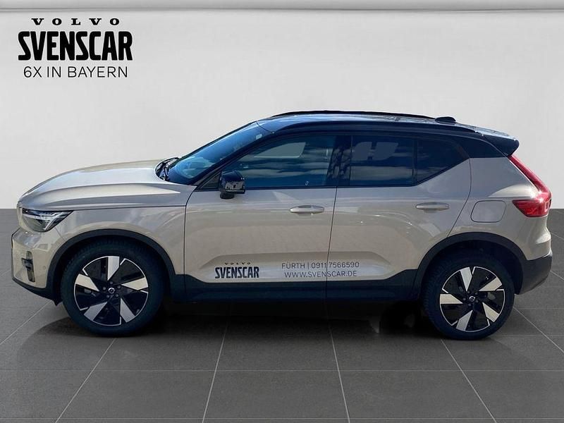 Second-hand Volvo EX40 Plus 185 kW (252 CP) 2026 Auriu SUV