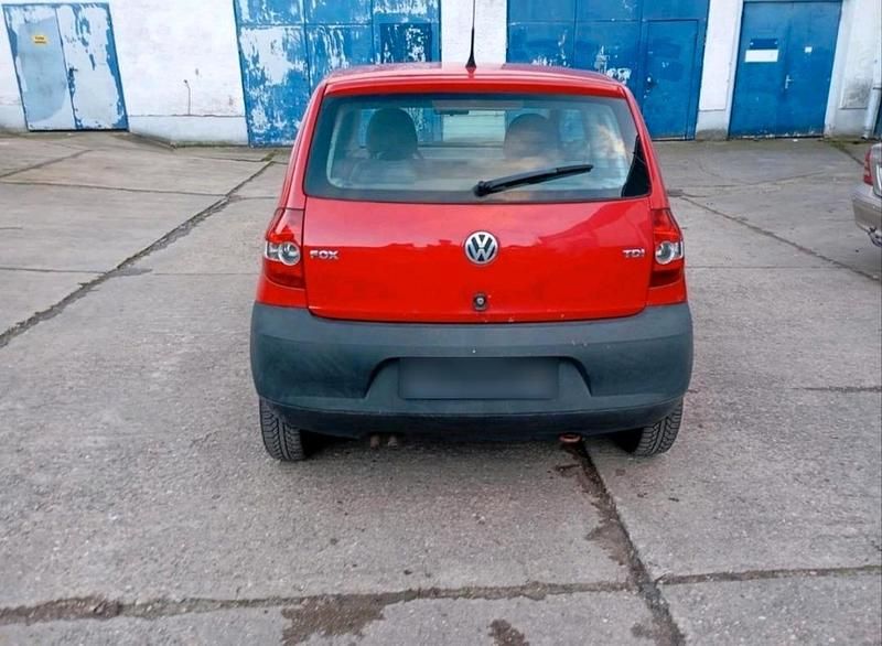 Usado VW Fox 86 HP (63 kW) 2010 Vermelho Citadino