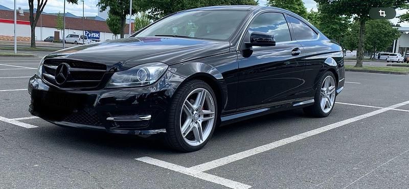 Gebraucht Mercedes C220 Avantgarde 2012 Schwarz Coupé