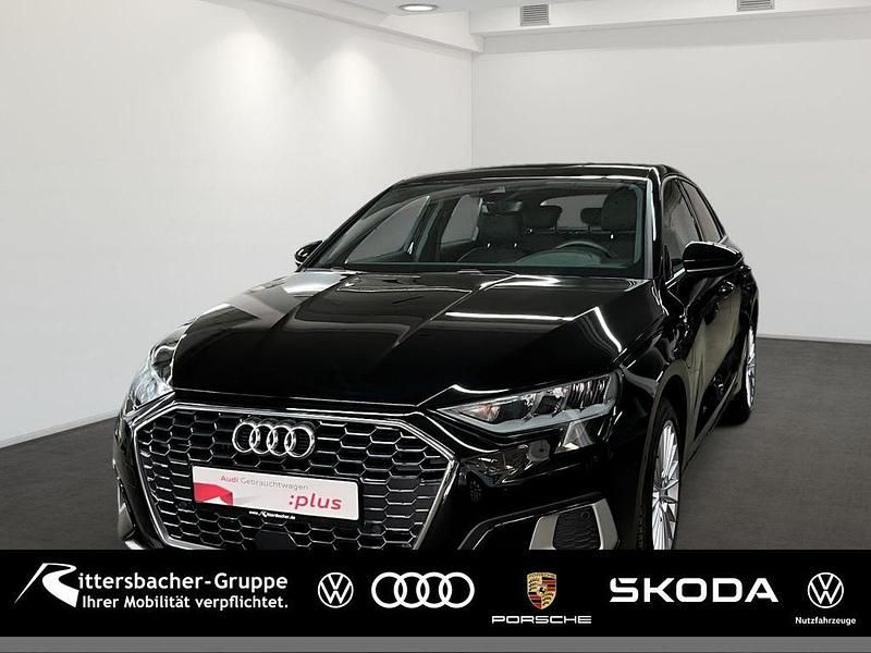 Brillantschwarz Gebraucht 2022 Audi A3 Sportback e-tron Advanced Limousine | 23.880 € (Guter Preis) - Bild 1/4