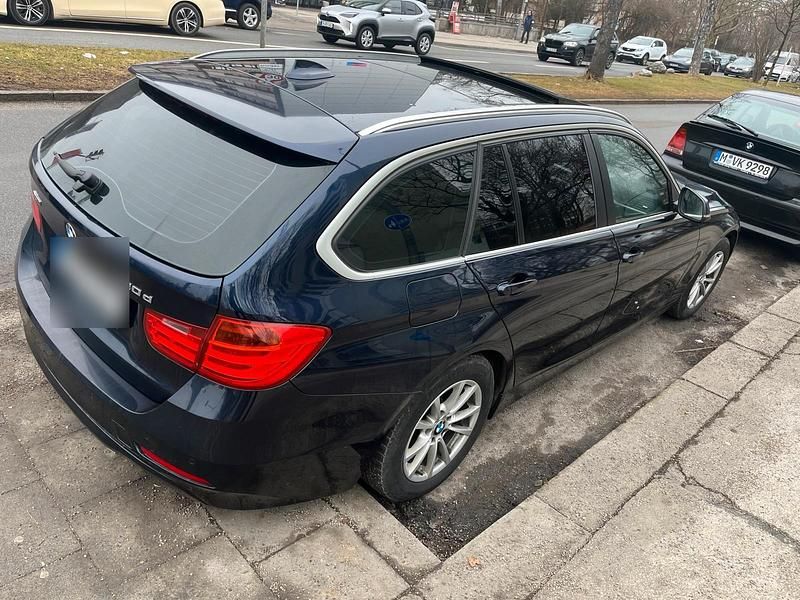 Gebraucht BMW 320 Luxury Line 184 PS (135 kW) 2014 Kombi