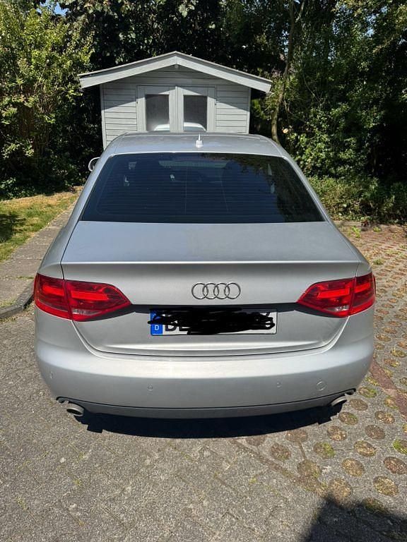 Gebraucht Audi A4 Ambiente 239 PS (175 kW) 2008 Silber Limousine