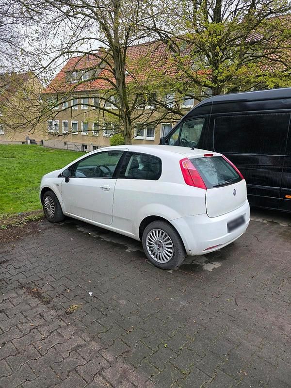 Gebraucht Fiat Punto 2009 Weiß Kleinwagen