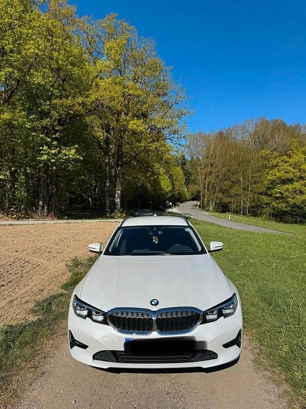 Second-hand BMW 320 190 CP (139 kW) 2022 Alb Break