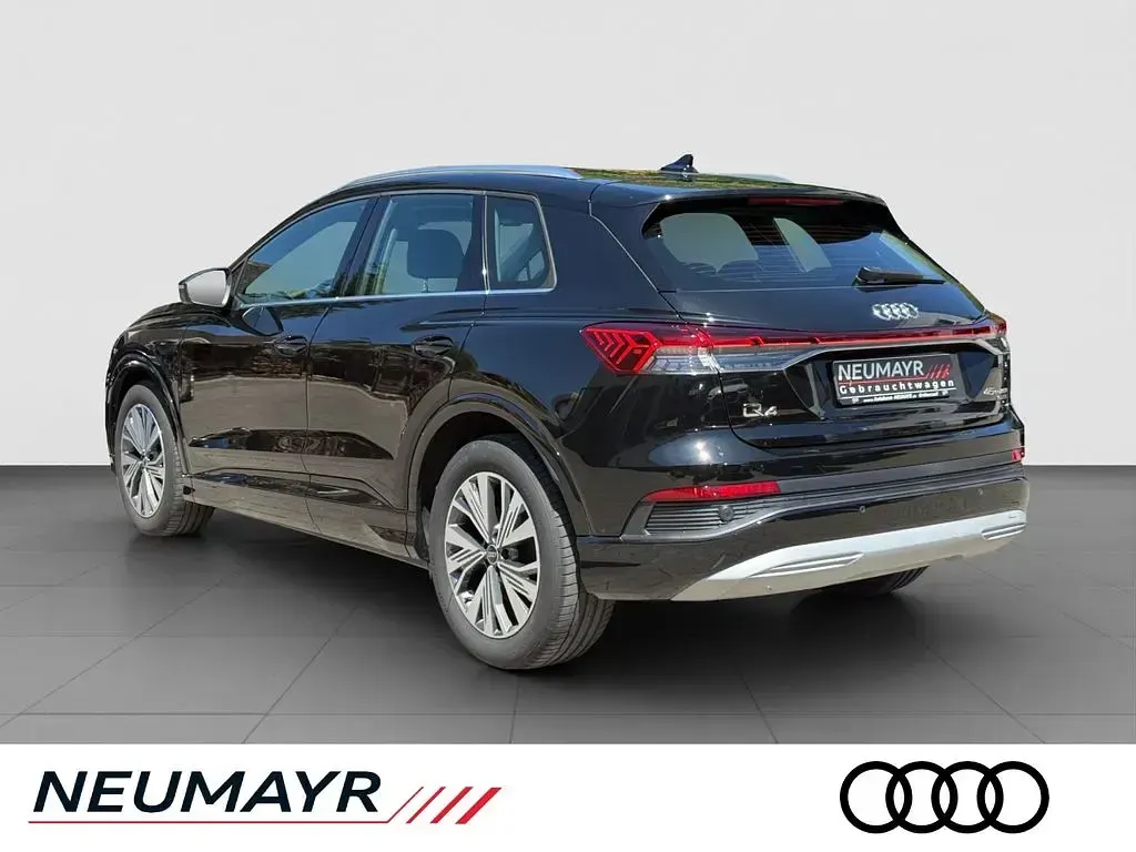 Gebraucht Audi Q4 e-tron Ambiente 194 kW (265 PS) 2023 Mythosschwarz metallic SUV