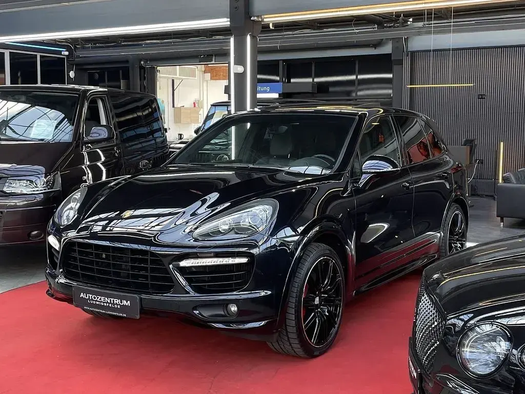 Gebraucht Porsche Cayenne Turbo 540 PS (397 kW) 2012 Schwarz SUV
