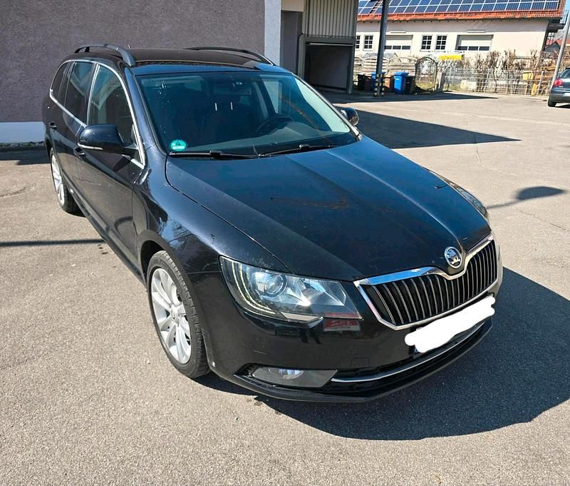Gebraucht Skoda Superb Exclusive 170 PS (125 kW) 2014 Schwarz Kombi