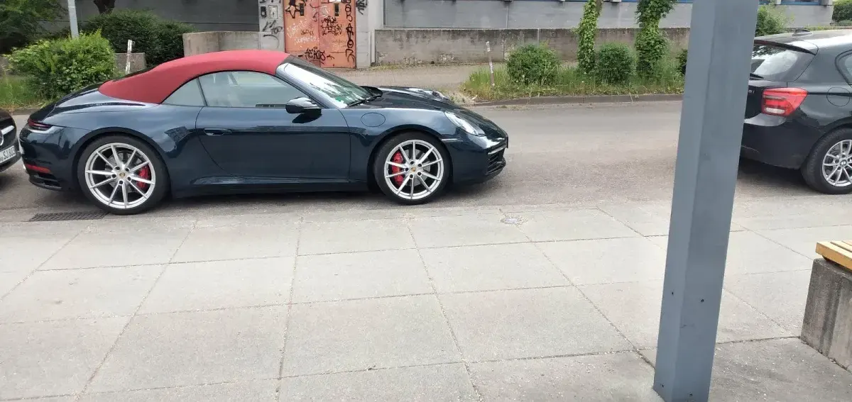 Gebraucht Porsche 992 450 PS (330 kW) 2019 Blau Cabrio