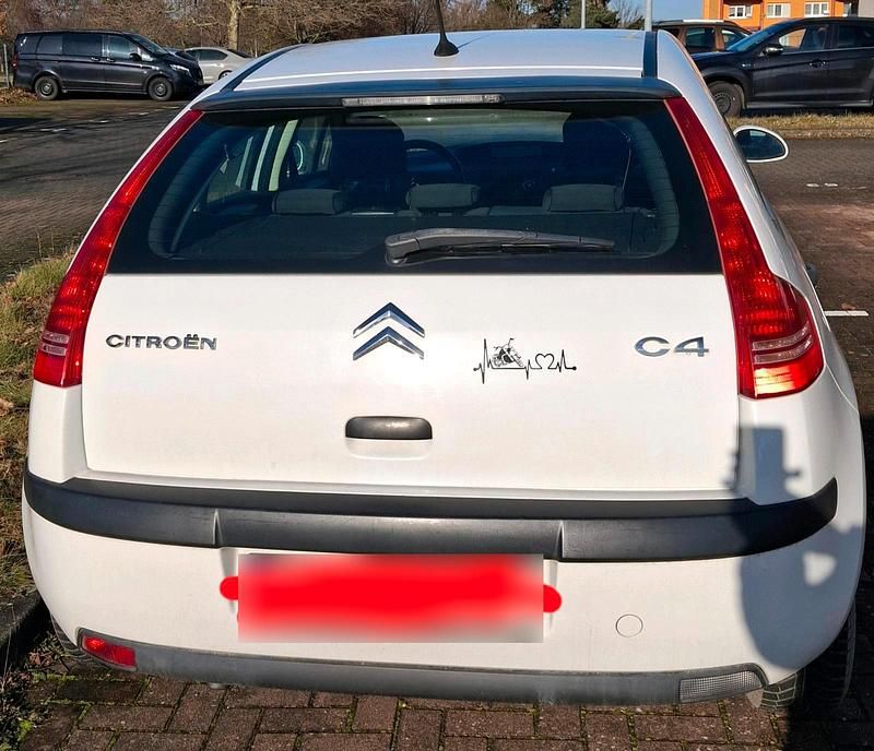 Gebraucht Citroën C4 100 PS (73 kW) 2009 Weiß Kleinwagen