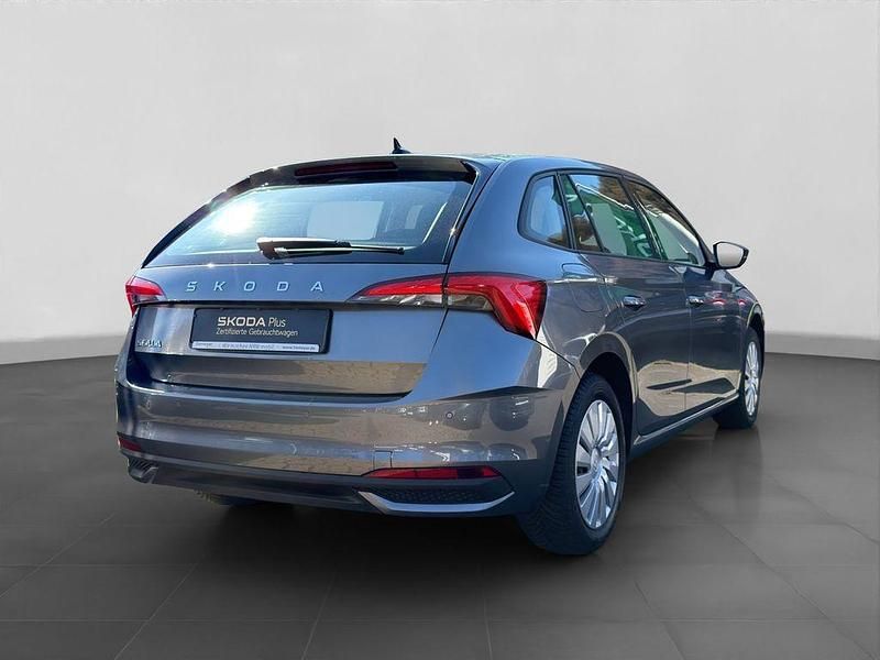 Gebraucht Skoda Scala Essence 95 PS (69 kW) 2025 Grau Kleinwagen